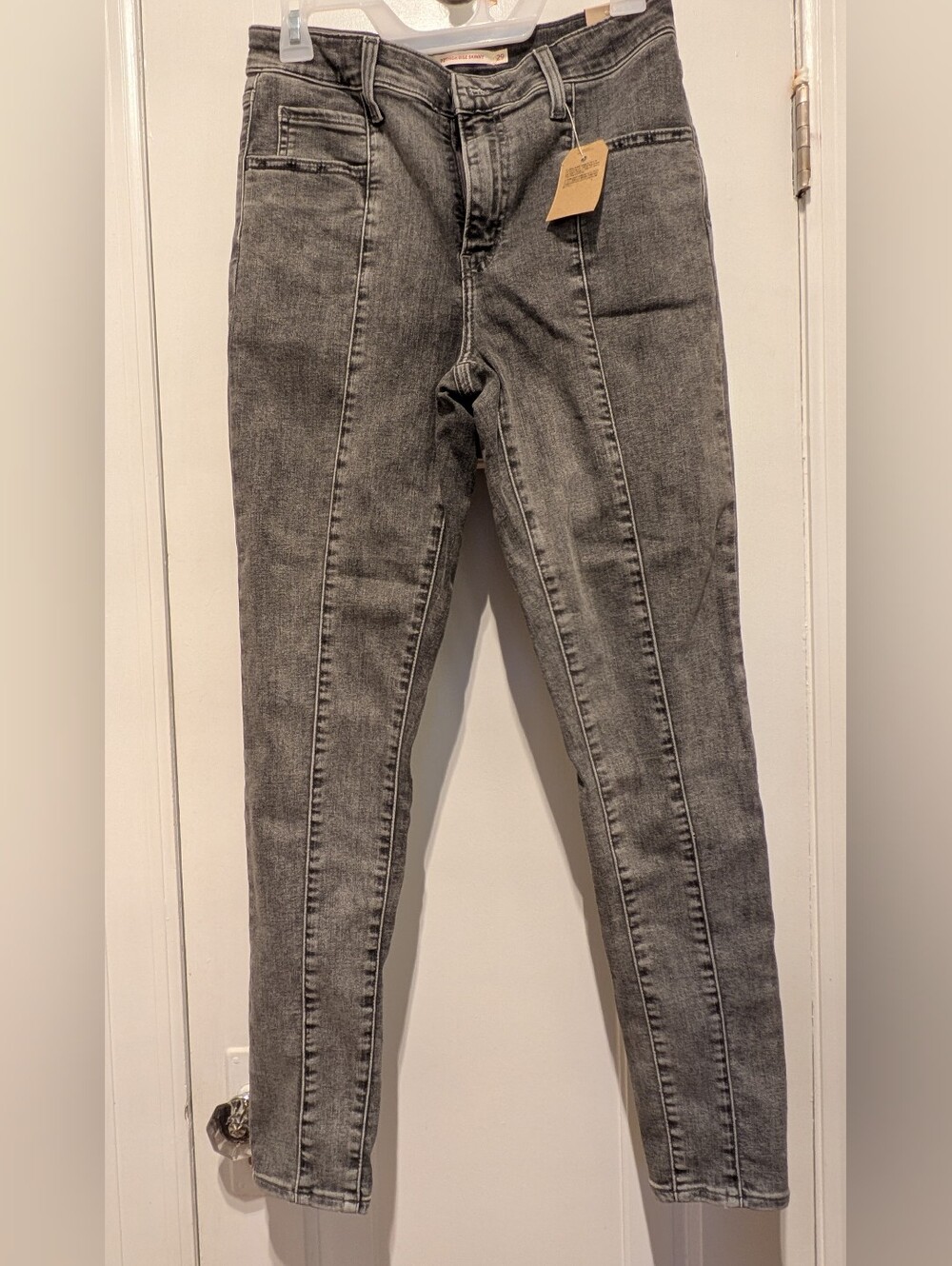 Levi's Women's Skinny Jeans in Washed Grey